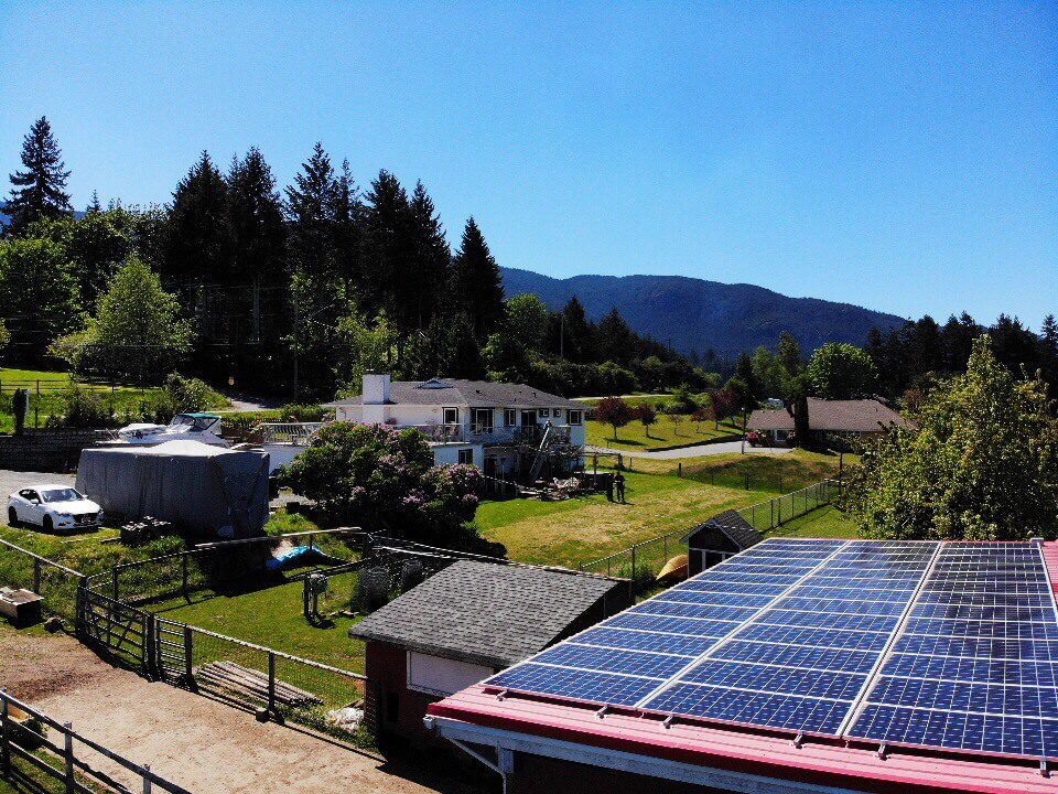 metal roof solar panel installation in Nanaimo BC